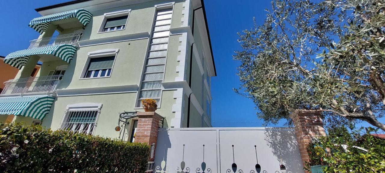 Nonna Anita Palace Νάρνη Εξωτερικό φωτογραφία