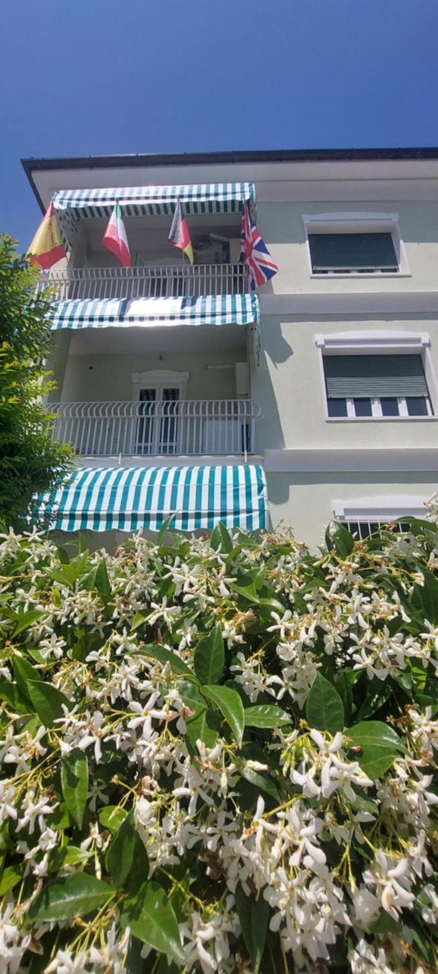 Nonna Anita Palace Νάρνη Εξωτερικό φωτογραφία